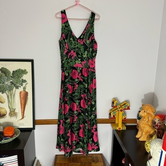 Maeve by Anthropologie black floral ruched midi dress size 6 - Picture 5 of 16